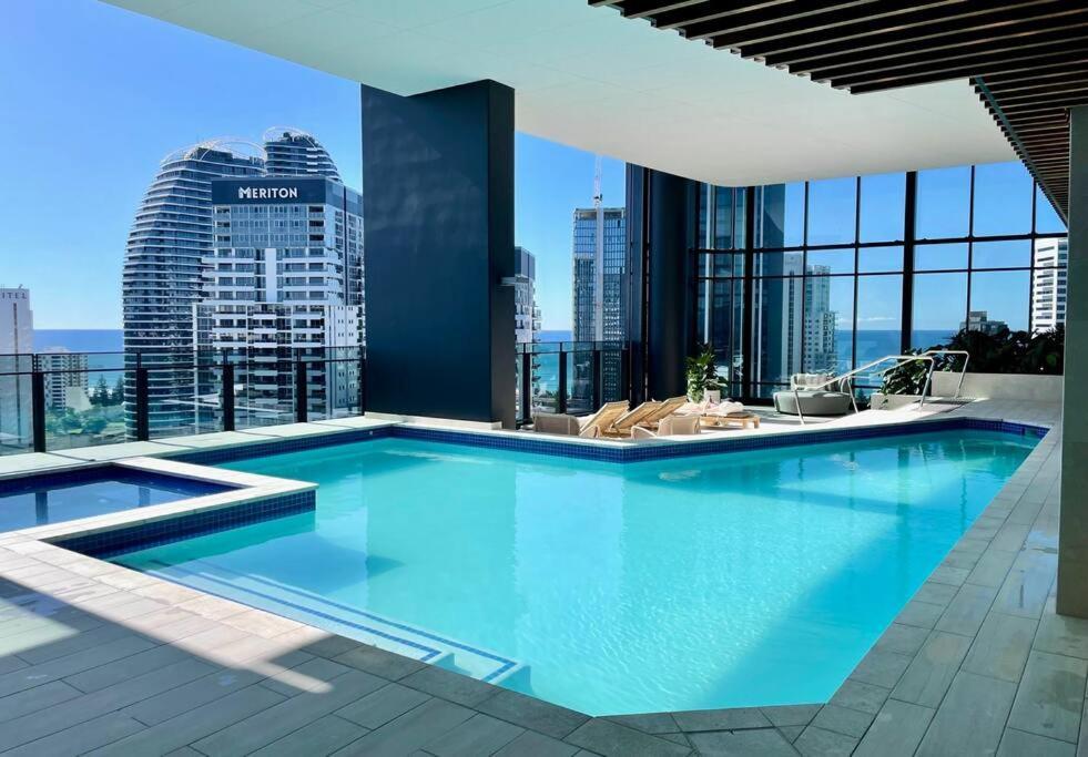 New Impressive 180° River View 1 Bed Apt With Pool 47F Apartment Гоулд Коуст Екстериор снимка